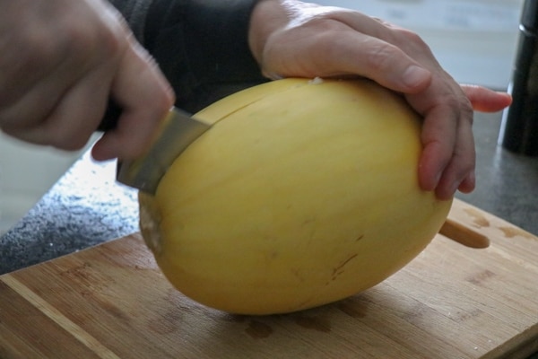 Cacio E Pepe Spaghetti Squash