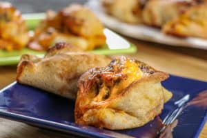 Bacon Cheeseburger Pizza Knots