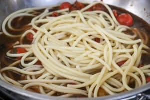 Seared Scallops with pasta and cherry tomato sauce