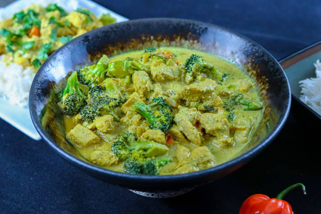 Spicy Curry Chicken and Broccoli